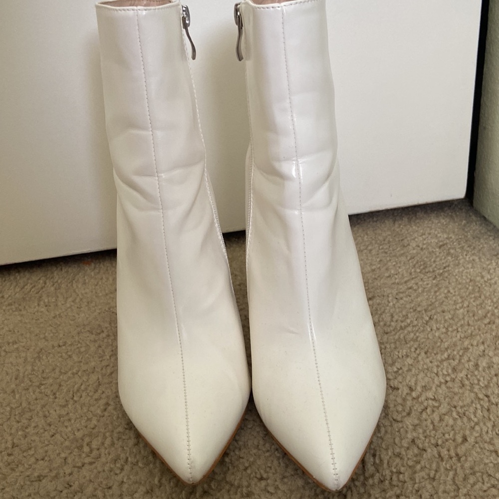 💕Boohoo white boots💕 - Picture 4 of 4